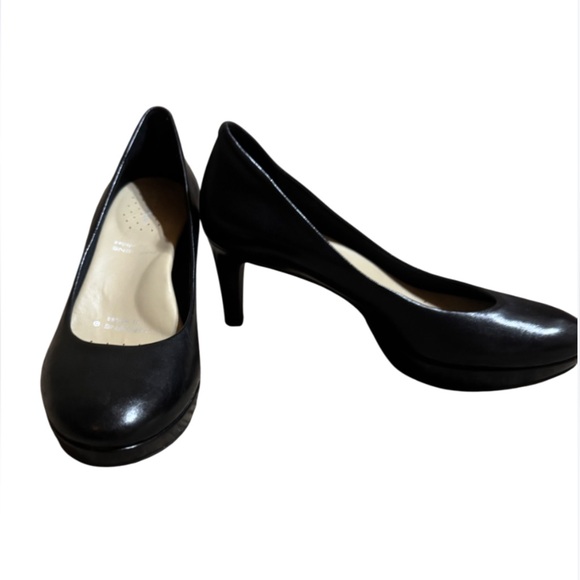 Rockport Adiprene by Adidas black leather platform heels Size 7 - Picture 1 of 13
